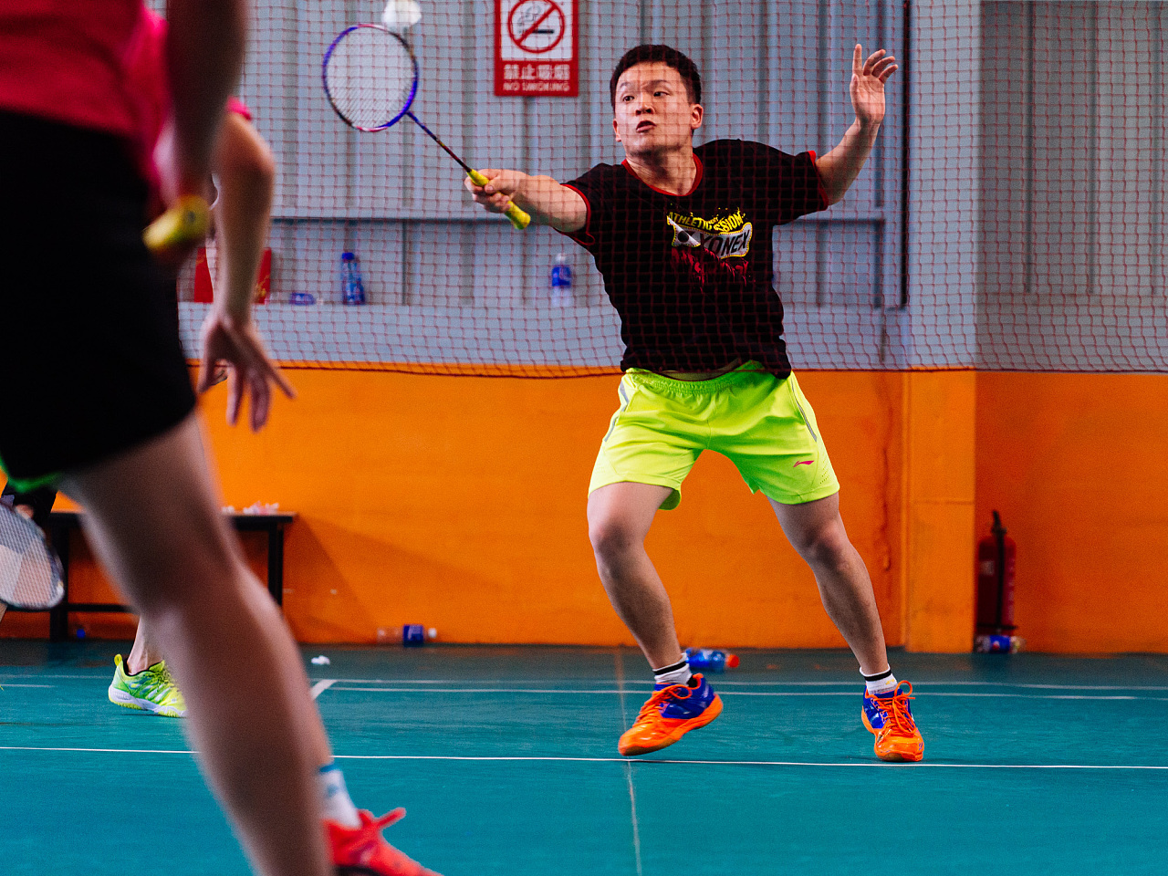 他的工作是 他的工作是