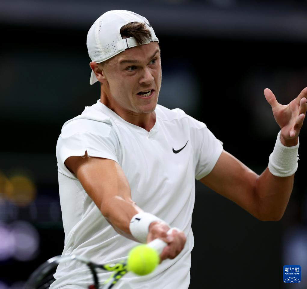 己无与伦比 己无与伦比